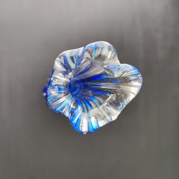 Vintage Cobalt Blue 🔵 Mini Swung Vase - Picture 9 of 11